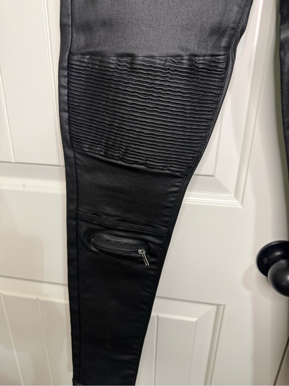 Women's Black Moto Skinny Pants with Zipper Accents - Picture 2 of 10